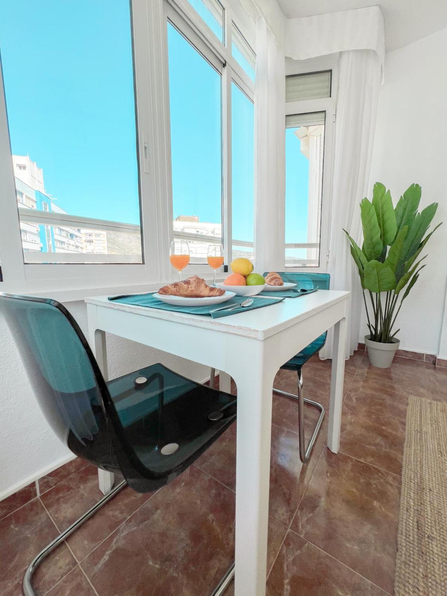 Cozy & Bright Flat Torremolinos Centre Apartman Kültér fotó